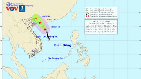Thời sự đêm ngày 22/6/2015: Do ảnh hưởng của cơn bão số 1, từ ngày mai, các tỉnh vùng núi phía Bắc sẽ có mưa to, có nơi mưa rất to.