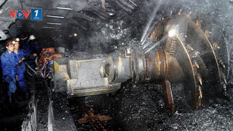 Ngành than: Tập trung đẩy mạnh công tác tiêu thụ than những tháng cuối năm (Kinh tế ngày 17/7/2015)
