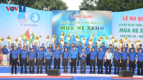 Thời sự đêm ngày 19/7/2015: Hơn 80.000 lượt đoàn viên, thanh niên, sinh viên tham gia Chiến dịch tình nguyện Mùa hè xanh năm nay.
