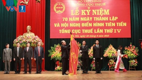 Thời sự chiều ngày 3/8/2015: Chủ tịch Quốc hội Nguyễn Sinh Hùng dự kỷ niệm 70 năm ngày thành lập Tổng cục Thuế.