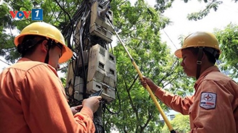 Tập đoàn Điện lực Việt Nam đưa ra 3 phương án biểu giá điện mới có lợi cho ngành điện nhiều hơn là cho người tiêu dùng.