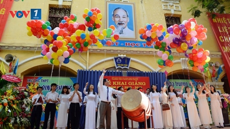 Sở giáo dục đào tào thành phố Hà Nội yêu cầu các trường công khai 10 khoản thu chi trong năm học mới.