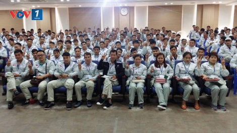 Kỳ thi tiếng Hàn lần thứ 11 được tổ chức trong 2 ngày tới là cơ hội để người lao động Việt Nam có thể trở lại thị trường đầy tiềm năng này (Thời sự đêm 7/10/2016)