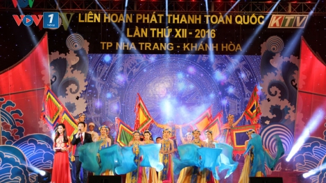 Bế mạc Liên hoan Phát thanh toàn quốc lần thứ 12 với chủ đề "Phát thanh hiện đại trên đa nền tảng" (Thời sự đêm 22/4/2016)