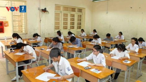 Hà Nội tuyệt đối cấm việc ngăn trở, không cho học sinh có học lực yếu thi vào lớp 10 trung học phổ thông. (Thời sự đêm 16/4/2016)