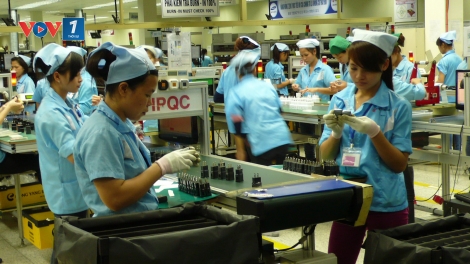 Để công nhân lao động thực hiện quyền và trách nhiệm bầu cử. (13/5/2016)