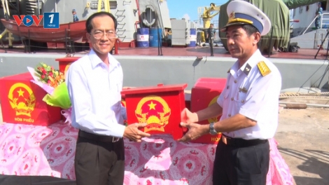 Bầu cử sớm trên vùng biển phía Nam của Tổ quốc. (11/5/2016)