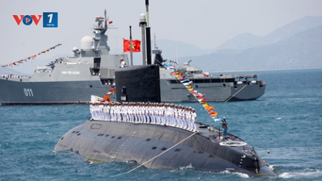 Hải quân nhân dân Việt Nam làm chủ trang thiết bị vũ khí tiến thẳng lên hiện đại (6/5/2016)