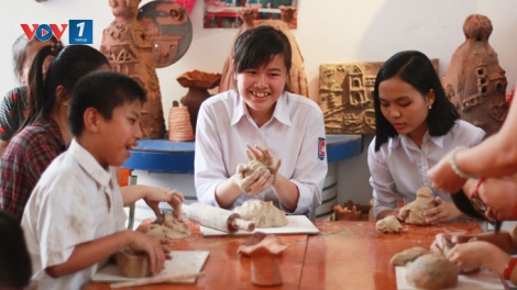 Nghị lực sống và khát vọng giúp đỡ người có hoàn cảnh khó khăn của một người khiếm thị (16/6/2016)