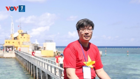 Trò chuyện với anh Trần Hải Linh về hành trình đưa máy phát điện ra Trường Sa. (23/6/2016)