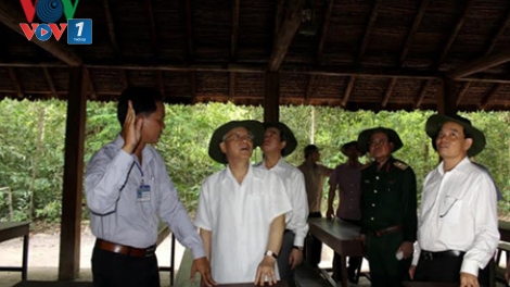 Tổng Bí thư Nguyễn Phú Trọng làm việc tại tỉnh Tây Ninh, kiểm tra việc triển khai Nghị quyết Đại hội 12 của Đảng (Thời sự chiều 5/6/2016)