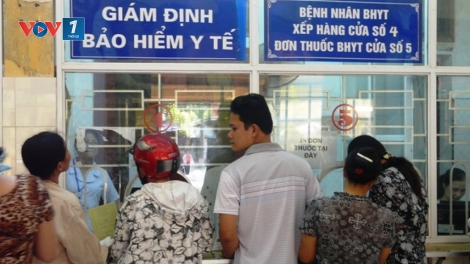 Tình trạng lạm dụng, trục lợi quỹ Bảo hiểm Y tế: Nguyên nhân và giải pháp (30/7/2016)