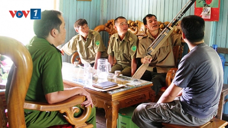 Còn nhiều khó khăn trong việc thu hồi vũ khí, vật liệu nổ ở Yên Bái. (29/8/2016)