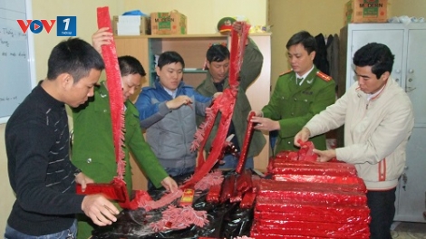 Đấu tranh ngăn các hành vi vi phạm về pháo dịp cuối năm (18/1/2017)
