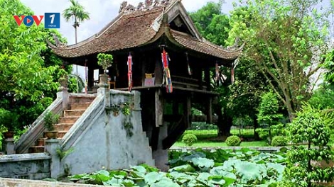 Đêm giao thừa Tết Đinh Dậu 2017, thành phố Hà Nội sẽ không bắn pháo hoa mà vận động các nhà thờ, đền, chùa rung chuông thời khắc đón năm mới. (Thời sự đêm 03/01/2017)