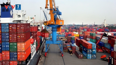 Dự án Luật quản lý ngoại thương- cần quy định rõ danh mục cấm xuất nhập khẩu (19/01/2017)