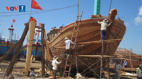 Phong trào đóng tàu lớn vươn khơi đánh bắt hải sản ở tỉnh Bình Định (27/11/2017)