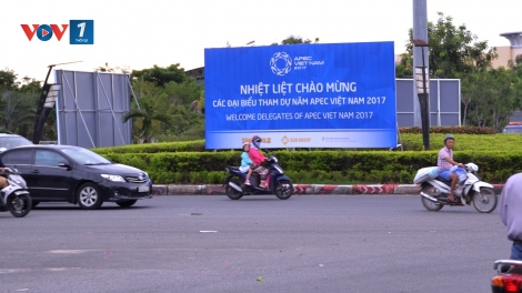Bạn hữu đường xa: Thông tin giao thông và sự háo hức của người dân đón chờ sự kiện APEC tại Đà Nẵng (9/11/2017)