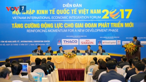 Thủ tướng Nguyễn Xuân Phúc dự Diễn đàn Hội nhập Kinh tế quốc tế Việt Nam 2017 (Thời sự trưa 20/12/2017)
