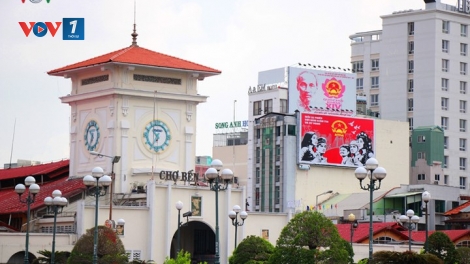 Triển khai cơ chế, chính sách đặc thù phát triển thành phố Hồ Chí Minh (11/12/2017)