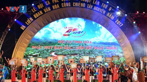 Thủ tướng Nguyễn Xuân Phúc dự lễ khai mạc Lễ hội cà phê Buôn Ma Thuột lần thứ 6 và Liên hoan văn hóa Cồng chiêng Tây Nguyên tại tỉnh Đắc Lắc. (Thời sự đêm 10/3/2017)