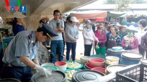 Cuộc chiến chống thực phẩm bẩn: Làm sao đảm bảo quyền lợi cho người tiêu dùng? (18/3/2017)