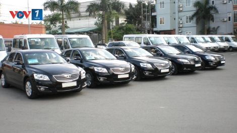 Không nên quy định cứng việc biếu tặng tài sản công (01/5/2017)