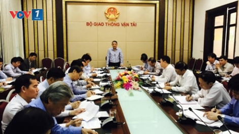 Bộ trưởng Bộ Giao thông Vận tải khẳng định, sẽ không áp giá sàn vé máy bay (Thời sự đêm 7/4/2017)