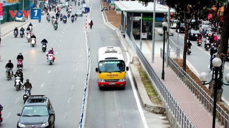 Chung làn BRT: Không phải cứ vướng là thay đổi (22/5/2017)