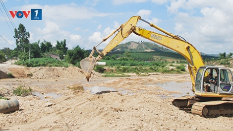 Khan hiếm, giá cát tăng cao- ngành xây dựng gặp khó (23/5/2017)