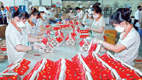 Khơi dậy tiềm năng của lực lượng kinh tế tư nhân (11/5/2017)