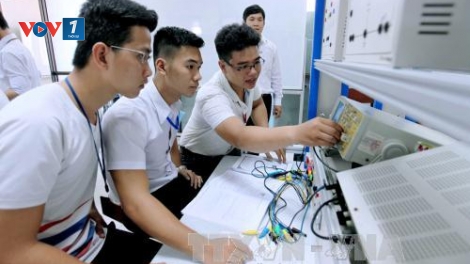 Phát triển giáo dục đại học: Hướng tự chủ, tự chịu trách nhiệm (10/5/2017)