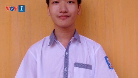 Trường THPT Hai Bà Trưng, ngôi trường "tam đại đồng đường": Gia đình thứ hai của nhiều học sinh và giáo viên (14/7/2017)