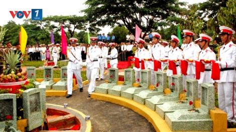 Phải biết biến mất mát, hy sinh thành di sản (27/7/2017)