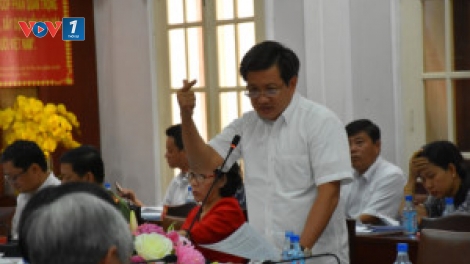 Ông Đoàn Ngọc Hải, Phó chủ tịch Ủy ban nhân dân Quận 1, thành phố Hồ Chí Minh cam kết, sẽ chấm dứt tình trạng lấn chiếm vỉa hè nếu lãnh đạo thành phố cho ông toàn quyền xử lý, kể cả xử lý cán bộ (Thời sự đêm 4/8/2017)