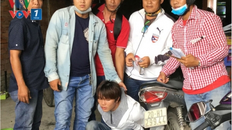 Khen thưởng động viên người truy bắt tội phạm (21/8/2017)