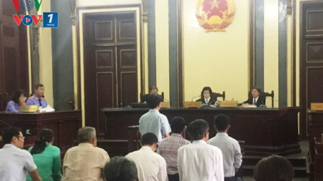 Buôn lậu thuốc chữa bệnh ung thư giả: Tội ác không thể tha thứ (25/8/2017)