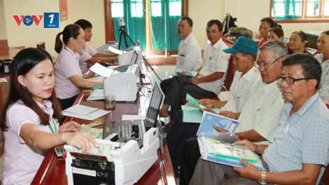 Nghệ An huy động nguồn lực, tập trung nguồn vốn chính sách đầu tư để thoát nghèo bền vững (6/9/2017)