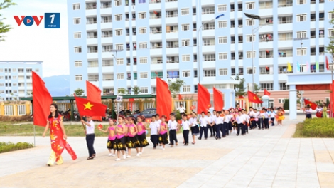 Công tác chuẩn bị năm học mới cho con em cán bộ chiến sỹ Trường Sa tại trường Tiểu học và Trung học Cơ sở Căn cứ Cam Ranh, tỉnh Khánh Hòa (4/9/2017)