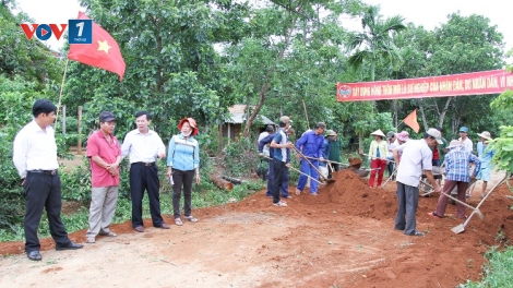 Phát huy vai trò của cấp ủy Đảng trong xây dựng nông thôn mới (13/10/2018)