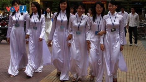 Đề xuất bỏ chính sách miễn học phí đối với sinh viên sư phạm (16/11/2018)