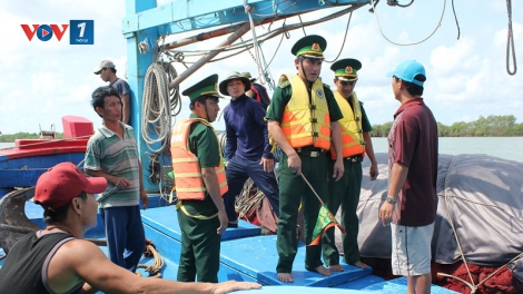 Tăng cường phổ biến chính sách và pháp luật về quản lý, khai thác biển cho ngư dân (12/11/2018)