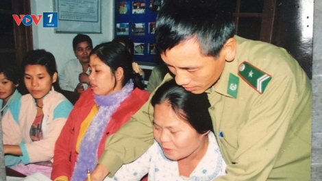 Chuyện về Trung tá Biên phòng nặng lòng với đồng bào biên giới (29/12/2018)