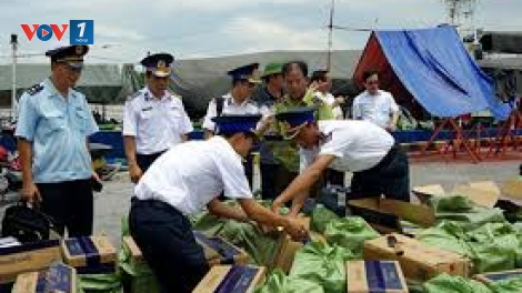 Nóng tình hình buôn lậu trên biển dịp cận Tết (13/12/2018)
