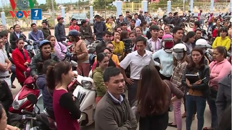 Quan ký bừa, giáo viên điêu đứng (12/3/2018)