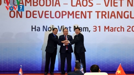 Dấu ấn của Hội nghị Thượng đỉnh Hợp tác Tiểu vùng Mekong mở rộng lần thứ 6 và Hội nghị cấp cao khu vực Tam giác phát triển Campuchia - Lào - Việt Nam lần thứ 10 (1/4/2018)