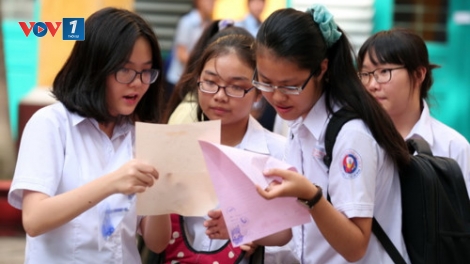 Tuyển sinh lớp 10: Áp lực chọn trường phù hợp với năng lực (21/4/2018)