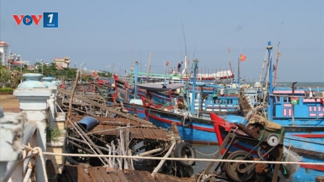 Nỗi lo bến bãi neo đậu tàu thuyền của ngư dân Phú Yên (30/5/2018)