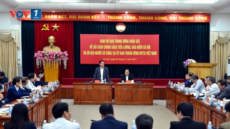 Cải cách chính sách tiền lương cần gắn với tinh giản biên chế (13/6/2018)
