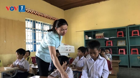 Nghịch lý thiếu giáo viên, nhưng vẫn phải tinh giản biên chế (28/9/2018)